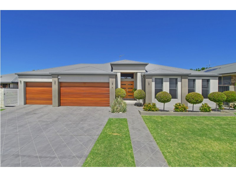 8 St Vincents Way, Bonny Hills NSW 2445