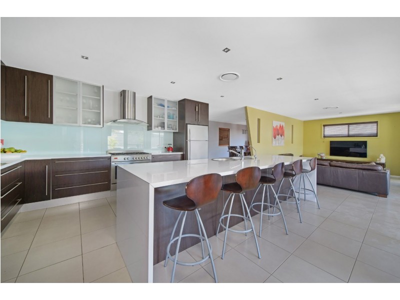8 St Vincents Way, Bonny Hills NSW 2445