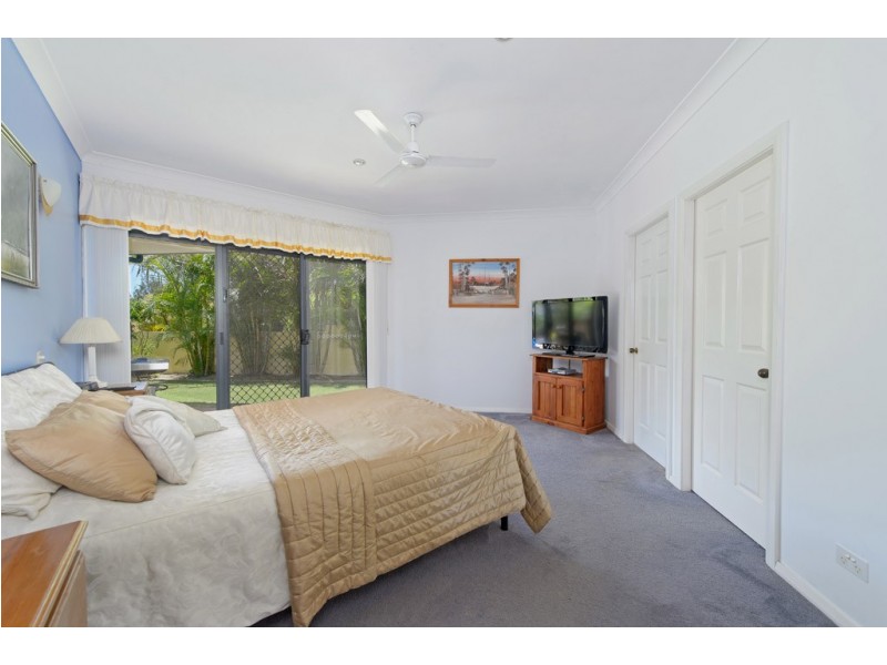 35 Bounty Avenue, Lake Cathie NSW 2445