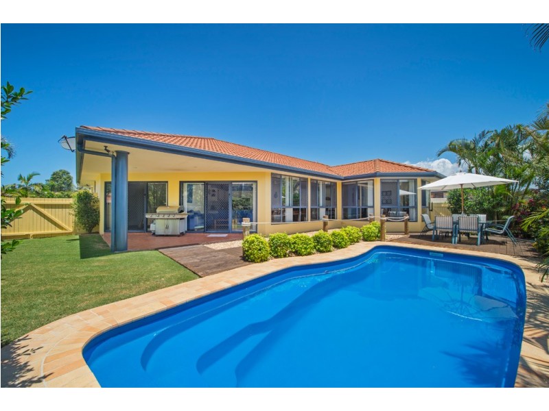 35 Bounty Avenue, Lake Cathie NSW 2445