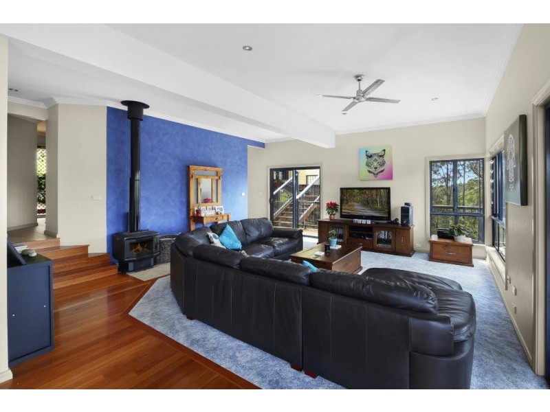 332 Long Point Drive, Lake Cathie NSW 2445