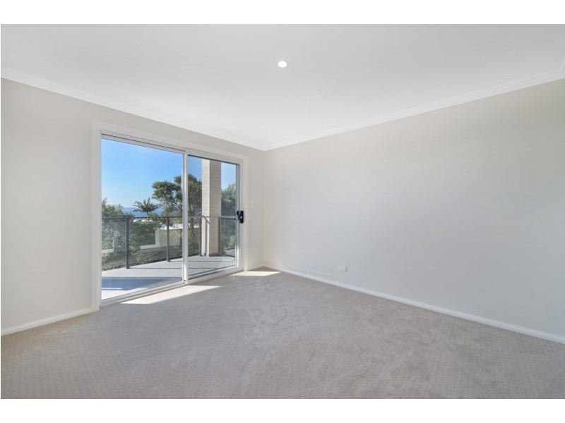 2/18 Skyline Place, Bonny Hills NSW 2445