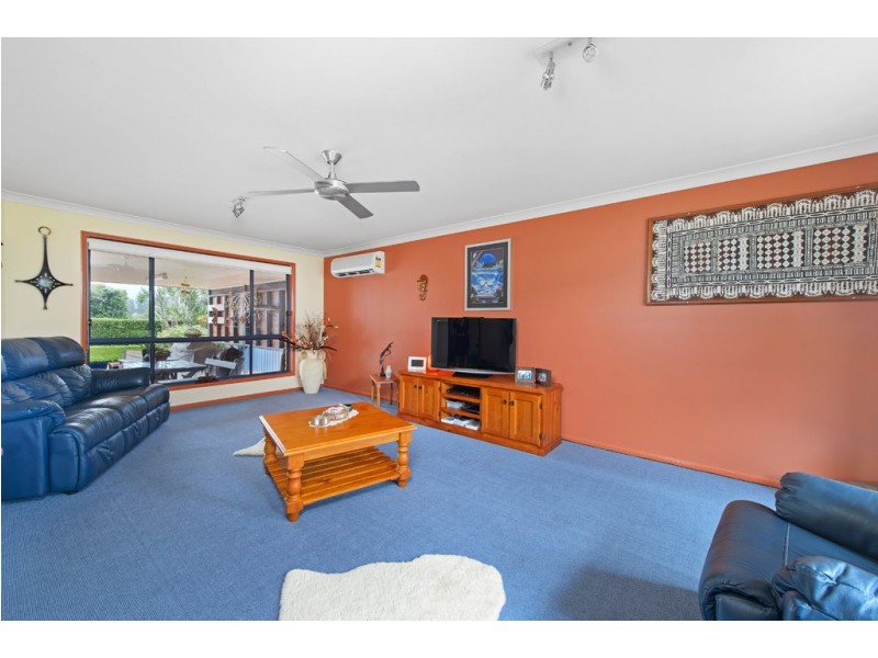 17 Bounty Avenue, Lake Cathie NSW 2445