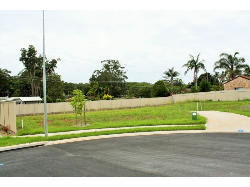 8 Ella Close, Bonny Hills NSW 2445