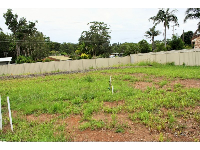 8 Ella Close, Bonny Hills NSW 2445