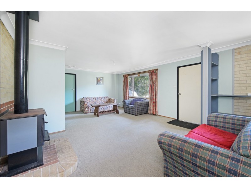 21 Evans Street, Lake Cathie NSW 2445