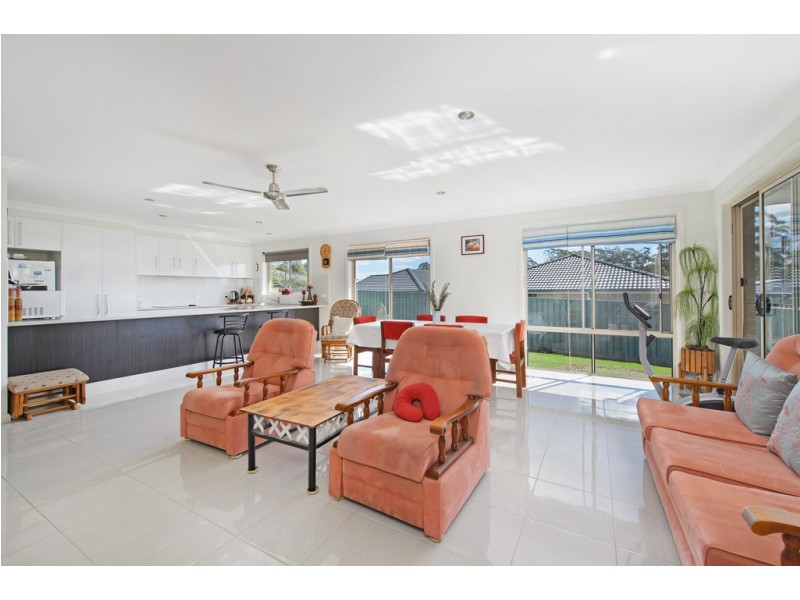 64 Riverbreeze Drive, Wauchope NSW 2446