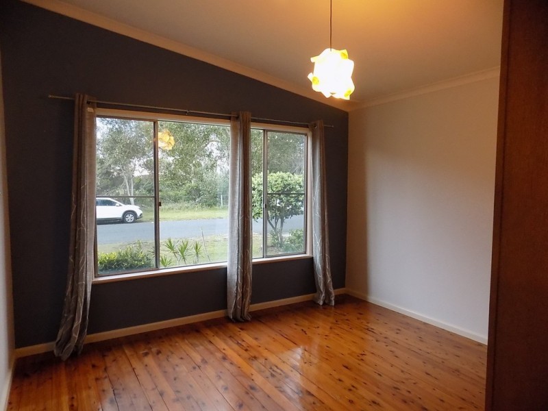 6 Dirah Street, Lake Cathie NSW 2445