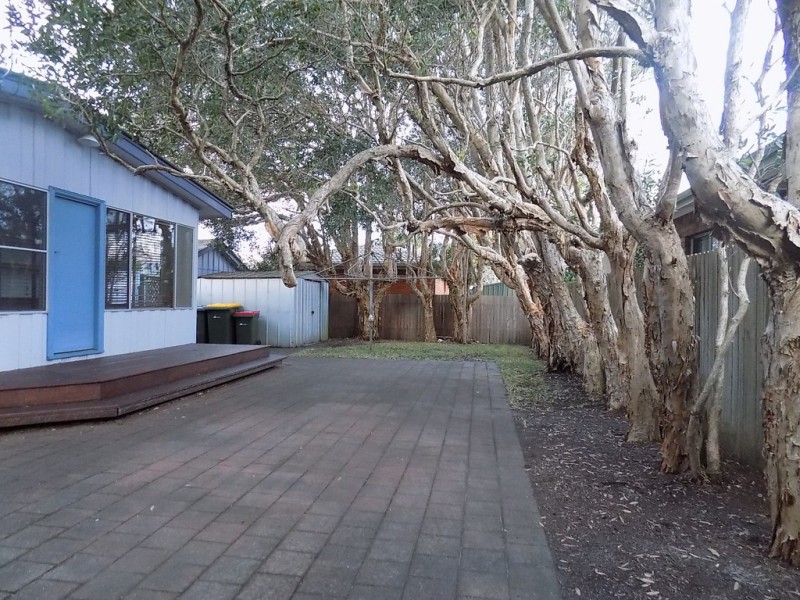 6 Dirah Street, Lake Cathie NSW 2445