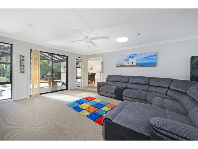 47 Abel Tasman Drive, Lake Cathie NSW 2445