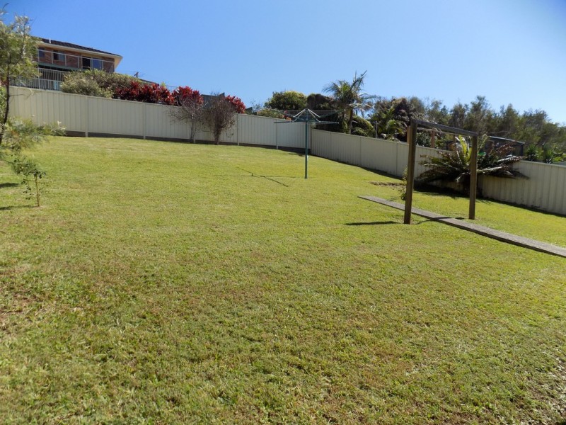 113 Chepana Street, Lake Cathie NSW 2445