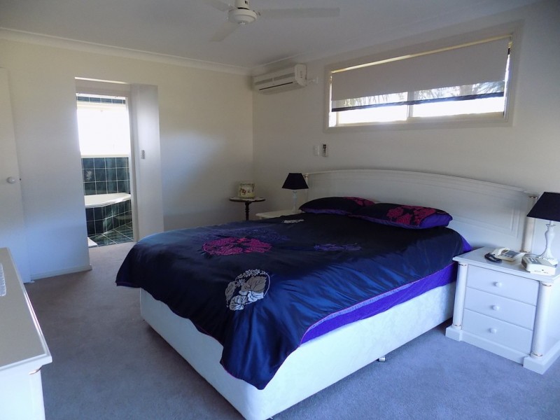 17 Springhill Place, Lake Cathie NSW 2445