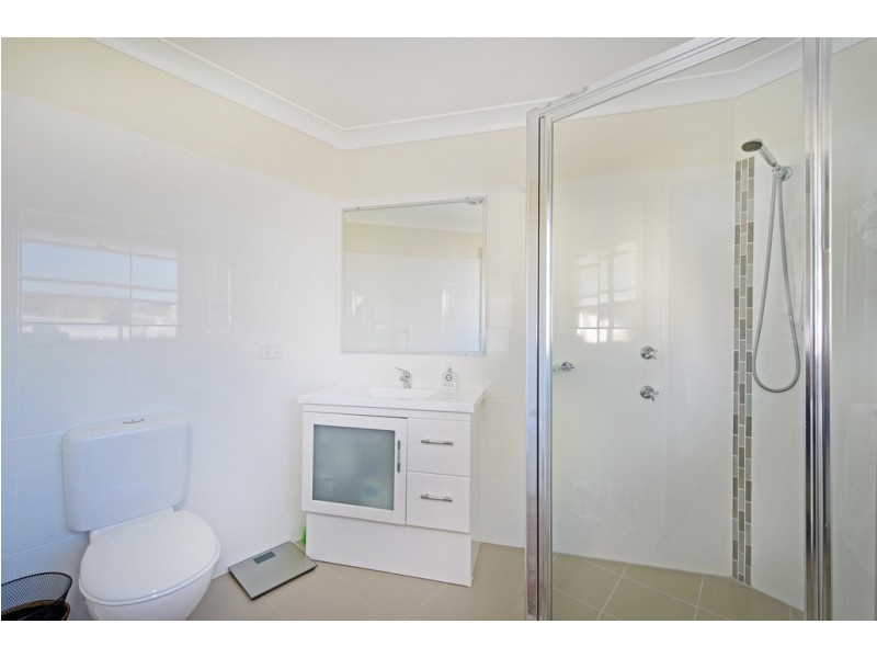 4/15 Eagle Place, Lake Cathie NSW 2445