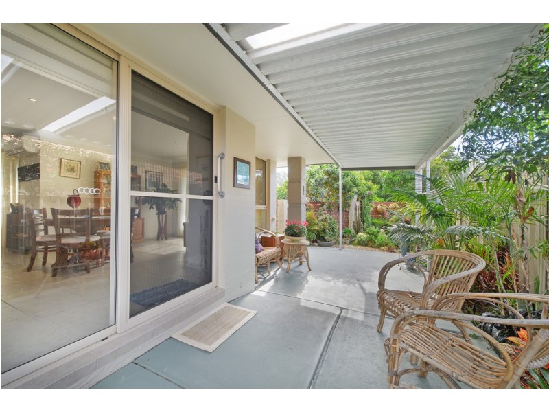 4/15 Eagle Place, Lake Cathie NSW 2445