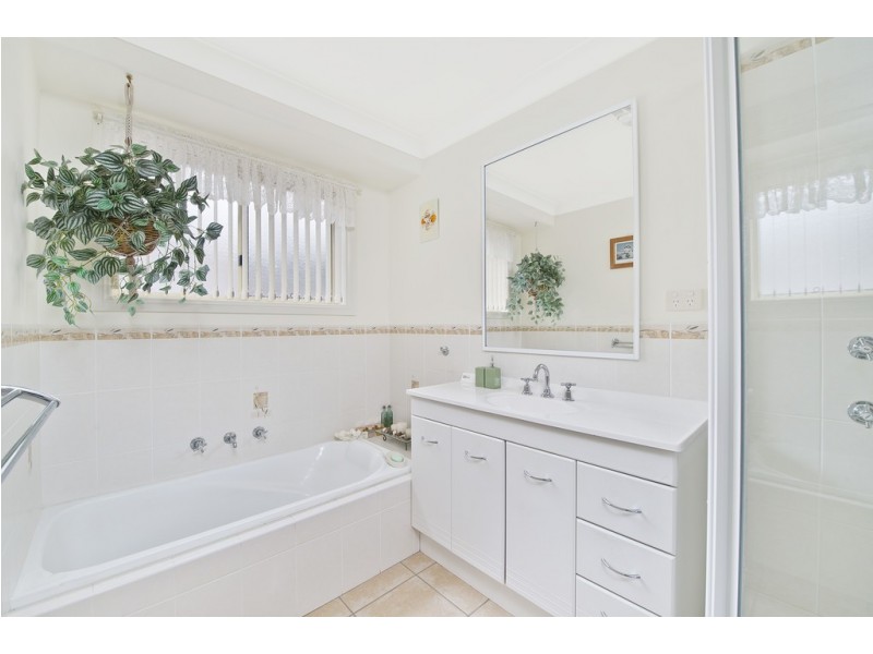 45 Abel Tasman Drive, Lake Cathie NSW 2445