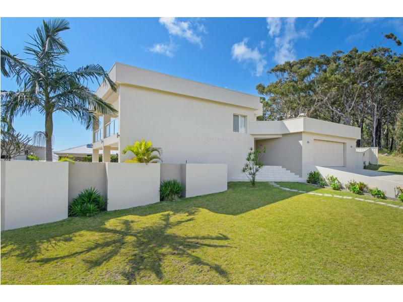 3 Mahala Close, Bonny Hills NSW 2445