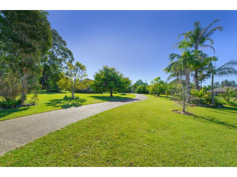 11 Springhill Place, Lake Cathie NSW 2445