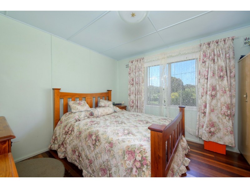 5 McGilvray Road, Bonny Hills NSW 2445