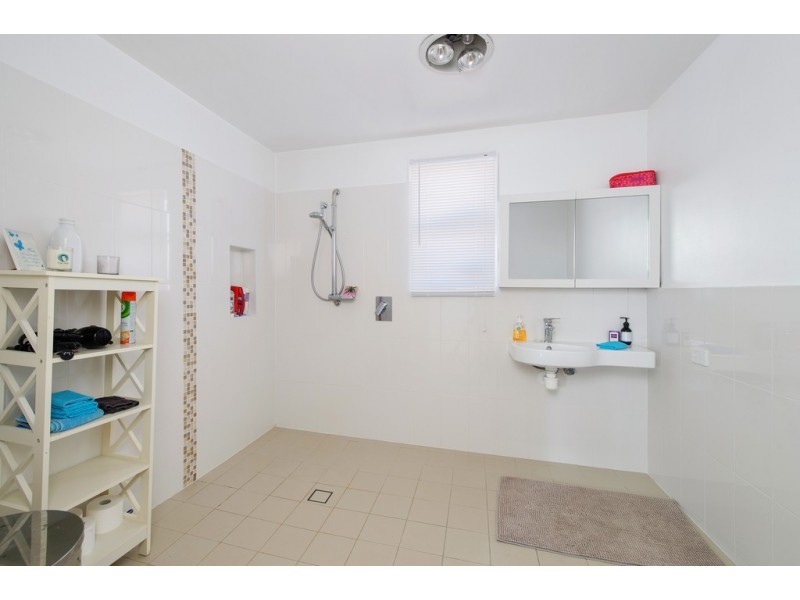 28 Koribah Avenue, Lake Cathie NSW 2445