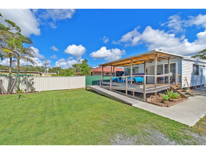 28 Koribah Avenue, Lake Cathie NSW 2445