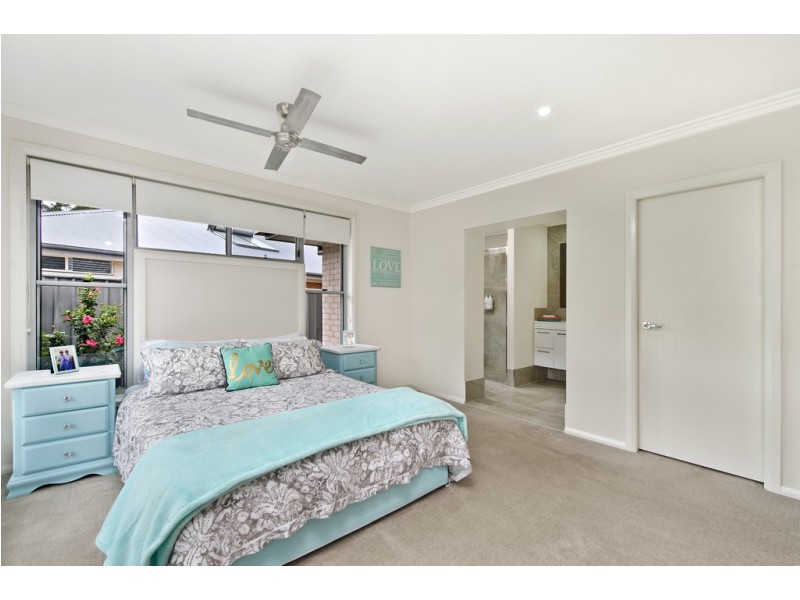 19 Investigator Way, Laurieton NSW 2443