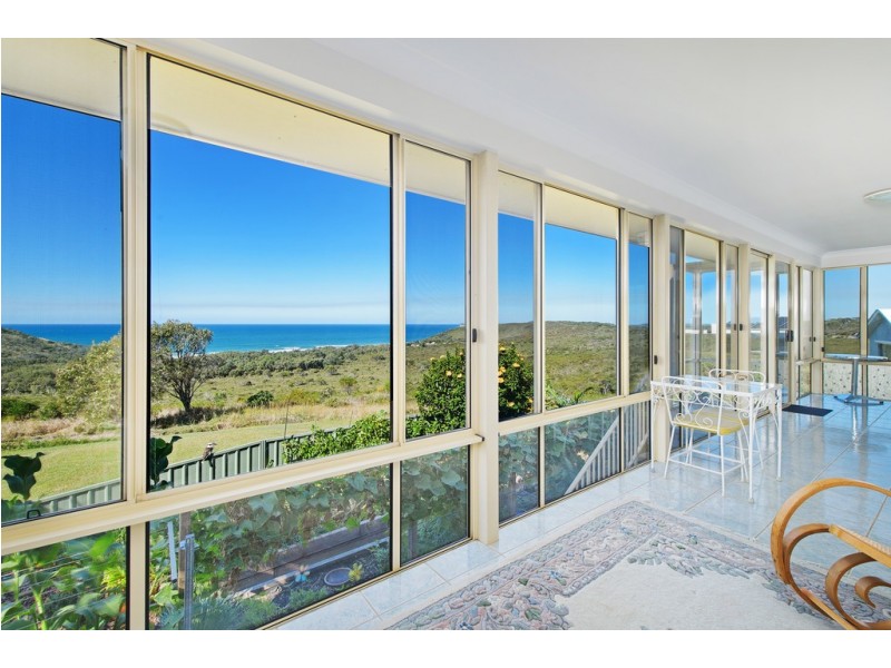804 Ocean Drive, Bonny Hills NSW 2445