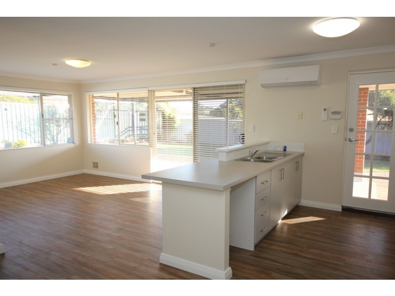 8 Musulin Rise, Munster WA 6166