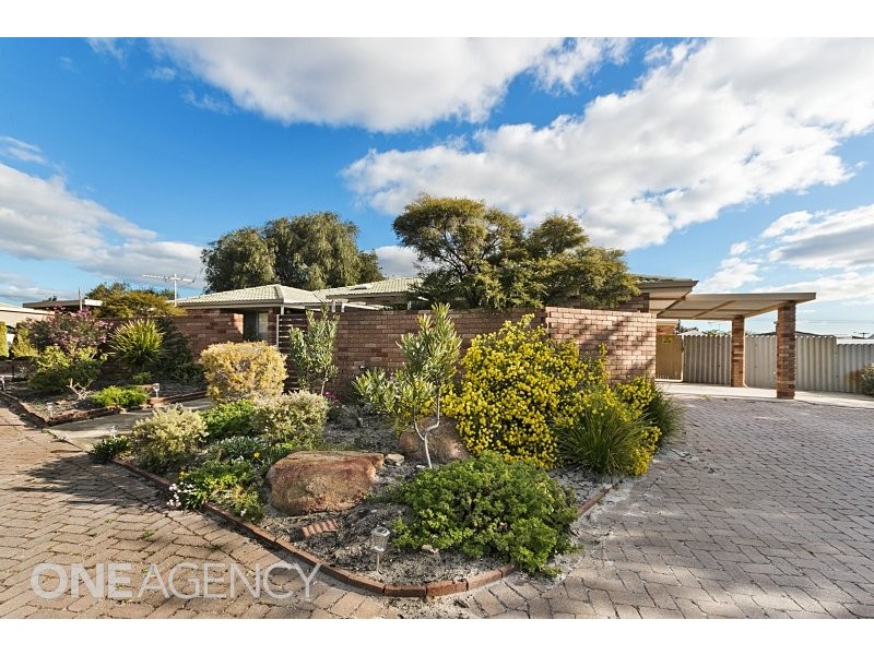 1/7 Caird Place, Parkwood WA 6147