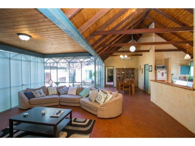 113A Hampton Road, South Fremantle WA 6162
