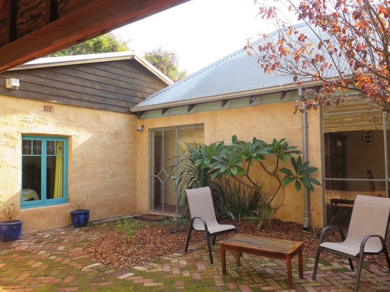 113A Hampton Road, South Fremantle WA 6162