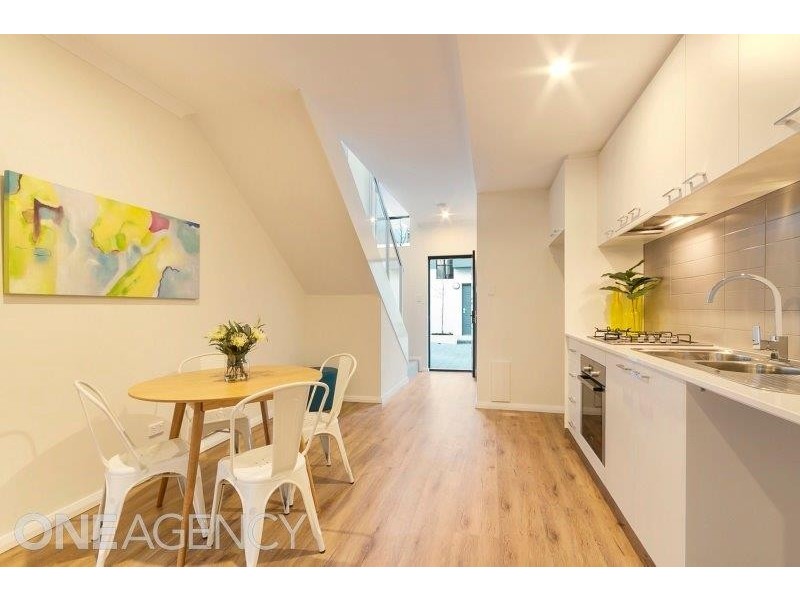 2/201 Clontarf Road, Hamilton Hill WA 6163