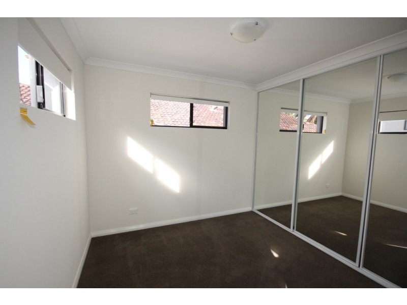 2/201 Clontarf Road, Hamilton Hill WA 6163