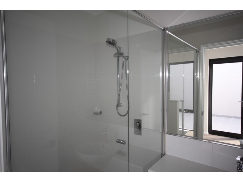 2/201 Clontarf Road, Hamilton Hill WA 6163