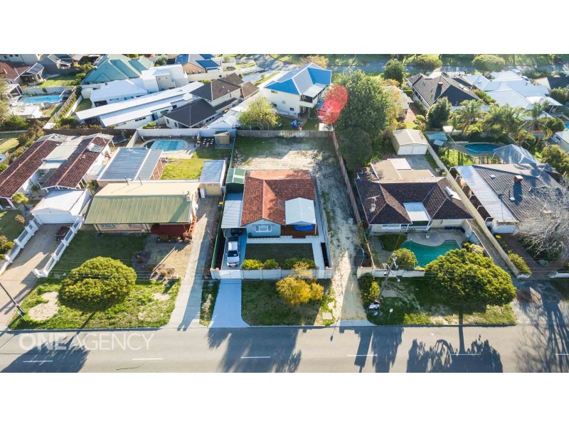 2/13 Potts Street, Melville WA 6156