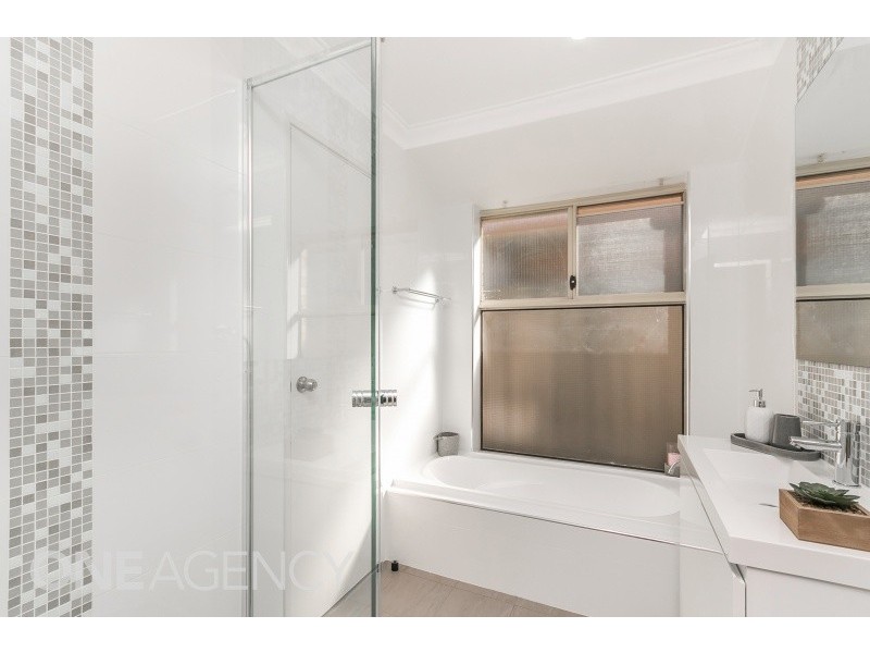 1 Kotisina Gardens, Munster WA 6166