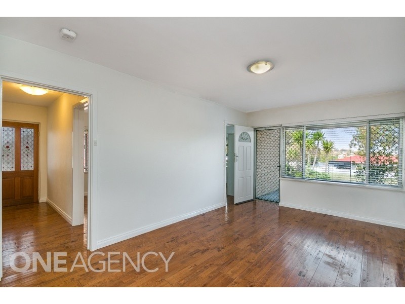 2/16 Edeline Street, Spearwood WA 6163