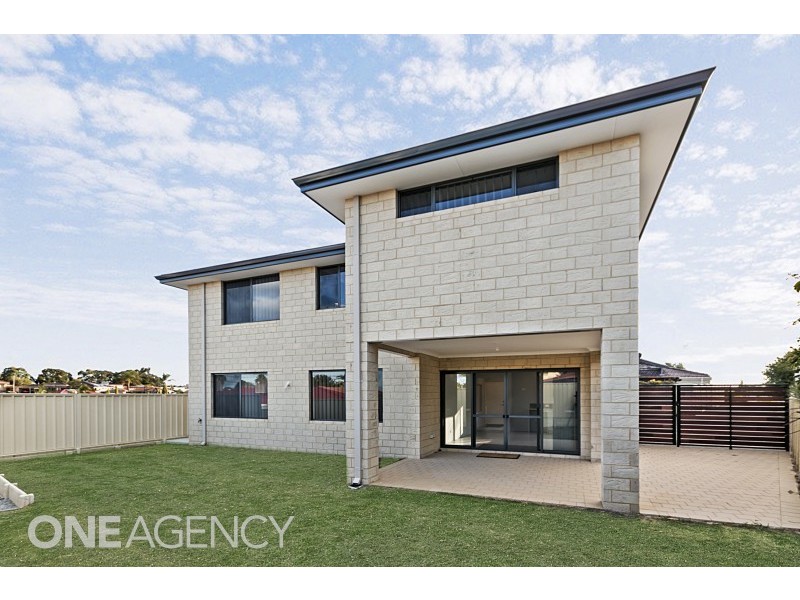 16A Demasson Rise, Leeming WA 6149