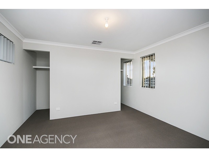 16A Demasson Rise, Leeming WA 6149