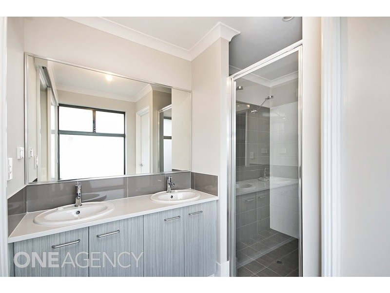 16A Demasson Rise, Leeming WA 6149