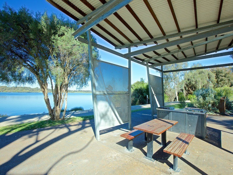 7 Juliet Road, Coolbellup WA 6163