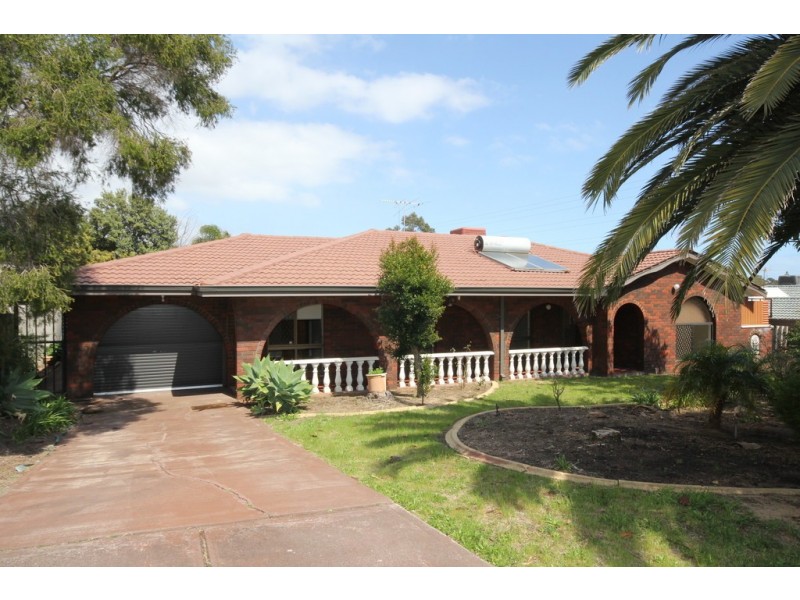 29 Lawrence Way, Kardinya WA 6163