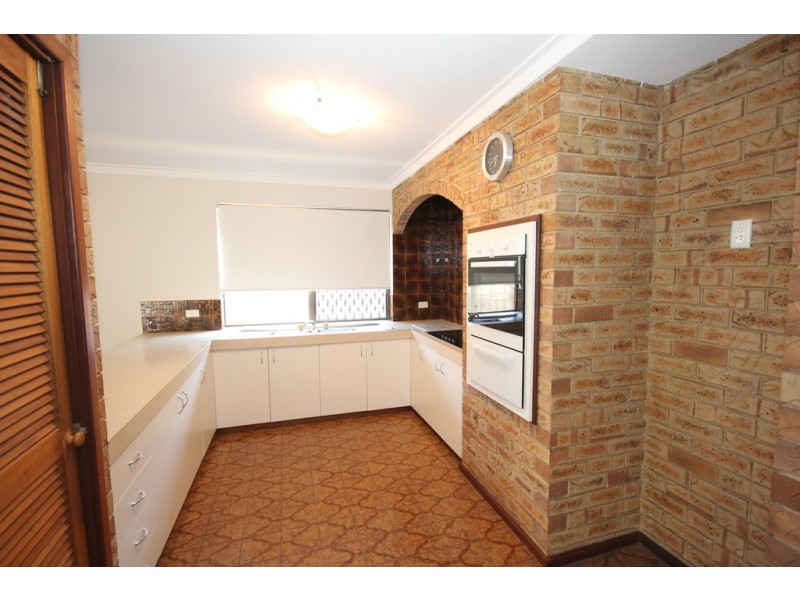 29 Lawrence Way, Kardinya WA 6163