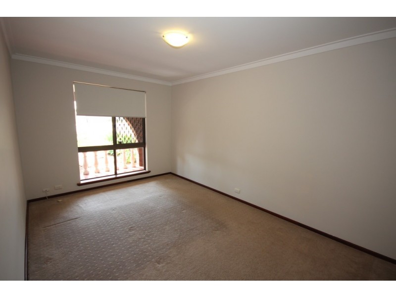 29 Lawrence Way, Kardinya WA 6163