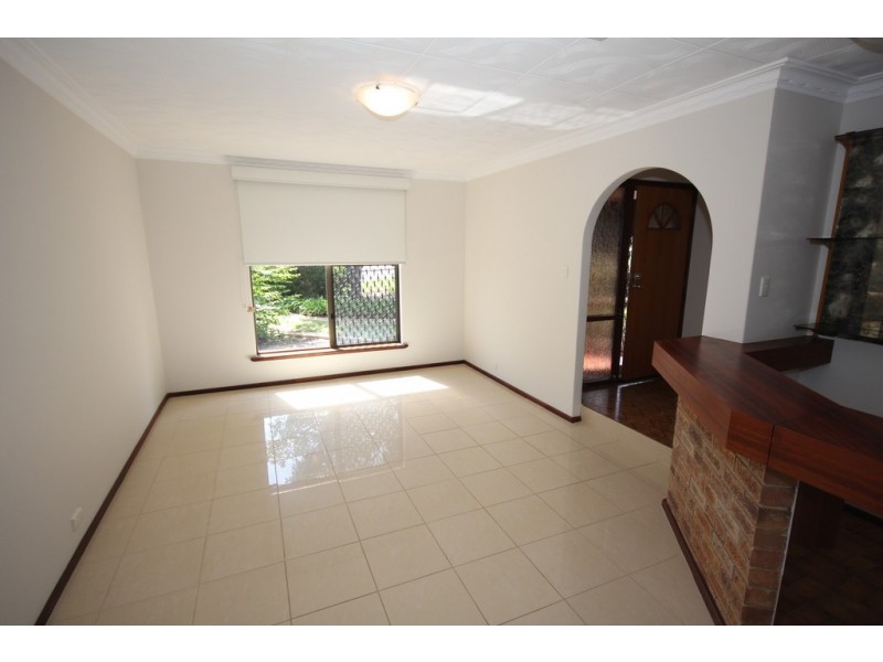 29 Lawrence Way, Kardinya WA 6163