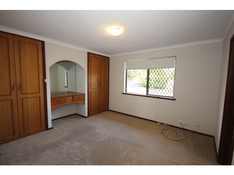29 Lawrence Way, Kardinya WA 6163
