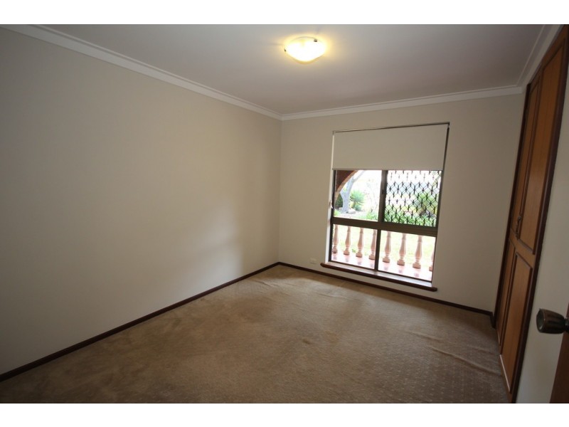 29 Lawrence Way, Kardinya WA 6163