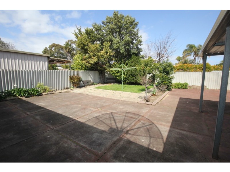 29 Lawrence Way, Kardinya WA 6163