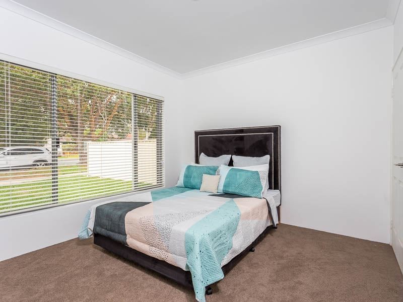 9A Bromley Road, Hilton WA 6163