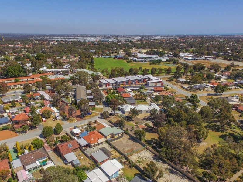 17A Theseus Way, Coolbellup WA 6163