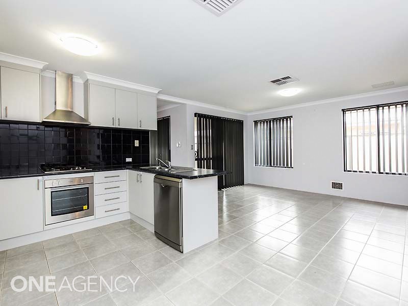 8 Torrey Crescent, Aubin Grove WA 6164